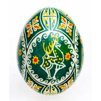 Яйцо пасхальное в стиле "писанка". Натуральное куриное яйцо полое внутри, ручная роспись, лак. Львов, Западная Украина
