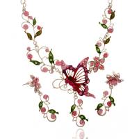 Комплект "Свежесть весны" от Arrina: ожерелье и серьги-пусеты. Кристаллы нежно-розовогот цвета, цветные эмали, бижутерный сплав серебряного тона. Гонконг, 2000-е гг.