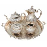 Чайно-кофейный набор из 5 предметов. Металл, глубокое серебрение E.P.B.M, гравировка. Sheffield, Великобритания, 1930-е гг.