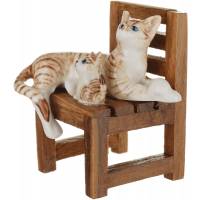 Статуэтка миниатюрная "Кошка с котенком на стуле". Фарфор, роспись, дерево, ручная работа. Высота 5 см. Таиланд