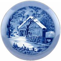 Декоративная тарелка "Старая усадьба зимой". Фарфор. Япония, вторая половина ХХ века