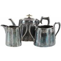 Чайный набор из 3-х предметов: чайник, сахарница и сливочник. Металл, серебрение. Великобритания, конец 19 века