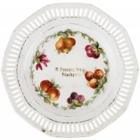 Декоративная тарелка "Фрукты и ягоды". Ажурный фарфор, Англия, середина 20 века