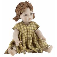 Статуэтка фарфоровая "Сидящая девочка", винтаж, высота 13 см, Capodimonte Sibania, Италия, 2001 г.