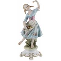 Статуэтка фарфоровая "Танцующая девочка", Capodimonte, Италия, винтаж, вторая половина 20 века, высота 19 см.
