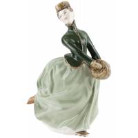 Статуэтка "Грация", девушка в зеленом. Высота 19 см, костяной фарфор Royal Doulton, Великобритания, винтаж, 1966-1981 гг. (нюанс)