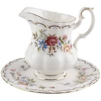 Молочник и тарелка подставка "Роза Юбилей". Английский фарфор Royal Albert, Великобритания, винтаж, 1950-е гг.