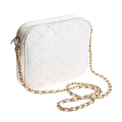 Сумочка в стиле Шанель. Искусственная кожа, металл. Западная Европа, 1980 -е гг Сумочка в стиле Шанель. Искусственная кожа, металл. Западная Европа, 1980 -е гг