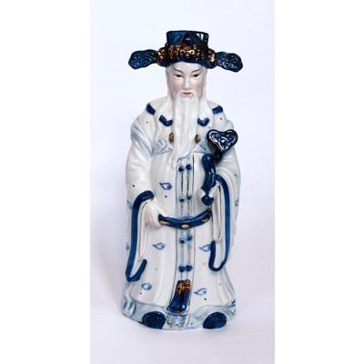 Статуэтка "Китайский мудрец с посохом", фарфор, роспись, глазуровка. Китай, 1980-е годы Статуэтка "Китайский мудрец с посохом", фарфор, роспись, глазуровка. Китай, 1980-е годы