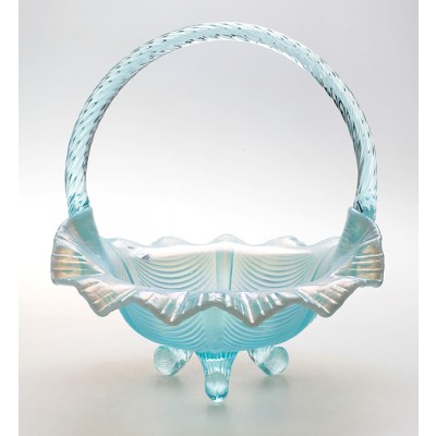 Fenton. Конфетница "Голубой опал". Опаловое голубое стекло, рельефный узор. Fenton, США, 2005 год