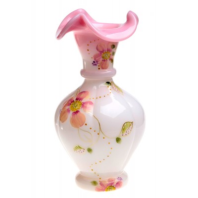 Fenton. Ваза "Весна". "Молочное" стекло, цветные эмали, ручная роспись. Высота 21 см. Fenton, США, 2011 год Fenton. Ваза "Весна". "Молочное" стекло, цветные эмали, ручная роспись. Высота 21 см. Fenton, США, 2011 год