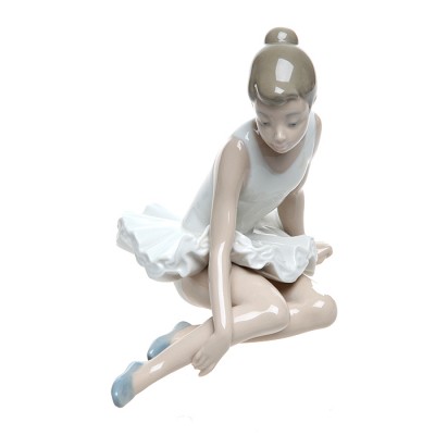 Винтажная статуэтка "Сидящая балерина". Фарфор, ручная роспись. Nao для Lladro, Испания (Валенсия), 1990-е гг.(с трещиной)
