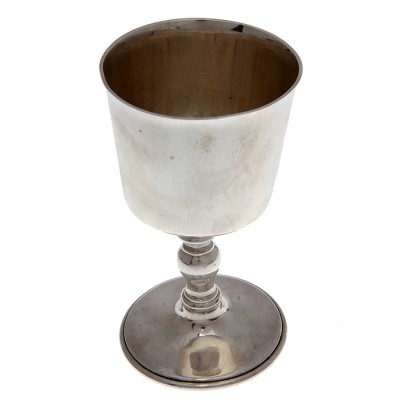 Рюмка. Металл, серебрение. Barker Elis, Великобритания, начало ХХ века Рюмка. Металл, серебрение. Barker Elis, Великобритания, начало ХХ века