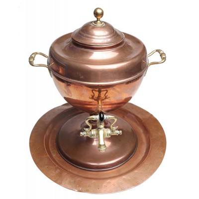 Самовар на подносе. Медь. Западная Европа, первая половина XX века Самовар на подносе. Медь. Западная Европа, первая половина XX века