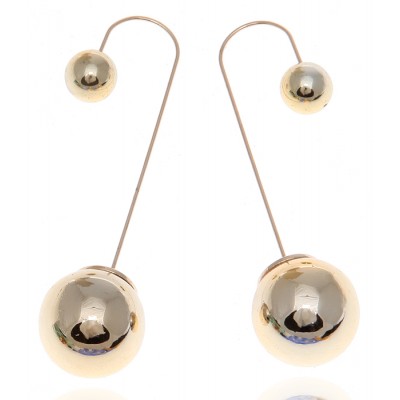 Серьги-шары "Две жемчужины" в стиле Dior. Искусственный жемчуг золотого цвета, бижутерный сплав золотого тона. Гонконг, 2000-е гг.