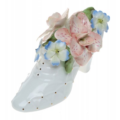 Башмачок декоративный. Фарфор, роспись, золочение, рельеф. Royal Stratford, Великобритания, 1994 год Башмачок декоративный. Фарфор, роспись, золочение, рельеф. Royal Stratford, Великобритания, 1994 год