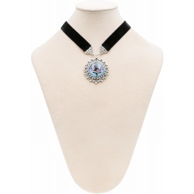 Бархотка "Алиса в стране чудес" в стиле "steampunk". Велюр черного цвета, ювелирный пластик, бижутерный сплав серебряного тона, ручная работа. Гонконг Бархотка "Алиса в стране чудес" в стиле "steampunk". Велюр черного цвета, ювелирный пластик, бижутерный сплав серебряного тона, ручная работа. Гонконг