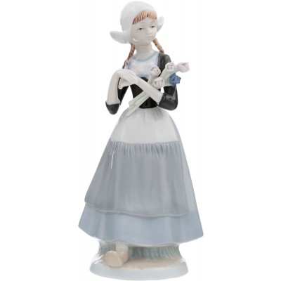 Статуэтка "Девушка с букетом". Фарфор, роспись, глазуровка. Высота 26 см. Франция, вторая половина ХХ века Статуэтка "Девушка с букетом". Фарфор, роспись, глазуровка. Высота 26 см. Франция, вторая половина ХХ века