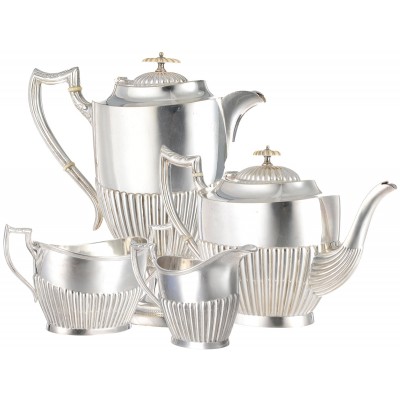 Чайно-кофейный набор из 4-х предметов. Металл, глубокое серебрение, гравировка. Великобритания, первая половина XX века