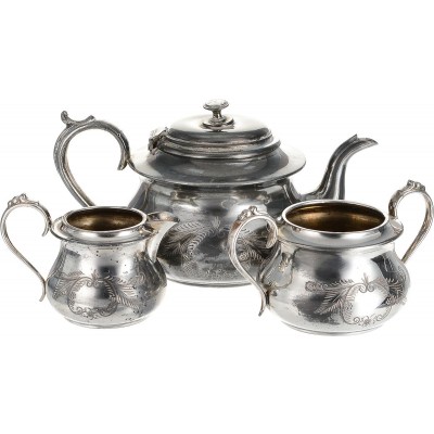 Чайный набор из 3-х предметов. Металл, глубокое серебрение, гравировка. Великобритания, первая половина ХХ века