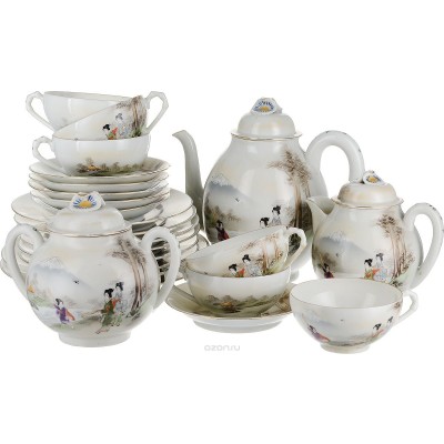 Чайный сервиз "Ханэцуки" на 6 персон, 23 предмета. Тонкий костяной фарфор, роспись, золочение. Япония, 1950-е гг.