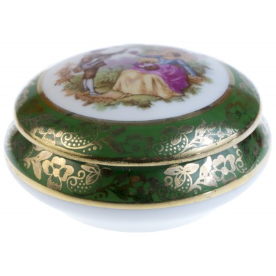 Limoges. Шкатулка для мелочей. Фарфор, деколь, золочение. Limoges, Франция, 1970-е гг. Limoges. Шкатулка для мелочей. Фарфор, деколь, золочение. Limoges, Франция, 1970-е гг.