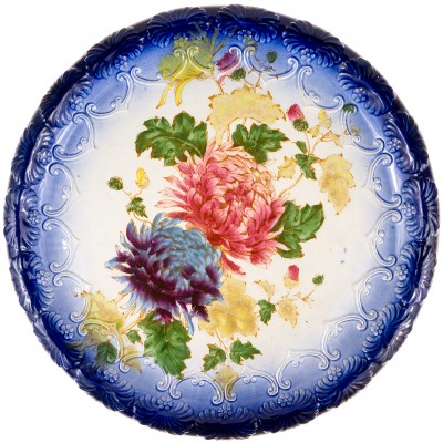Декоративная тарелка "Хризантемы". Фаянс, роспись, рельеф. James Kent, Великобритания, конец 19 века