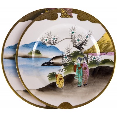 Комплект тарелок для салата "Прогулка по берегу", 2 шт. Фарфор, ручная роспись. Япония, первая половина 20 века