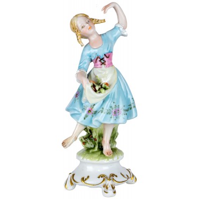 Capodimonte. Статуэтка "Девочка с цветами".  Высота 19 см. Фарфор, ручная работа. Италия, первая половина 20 века