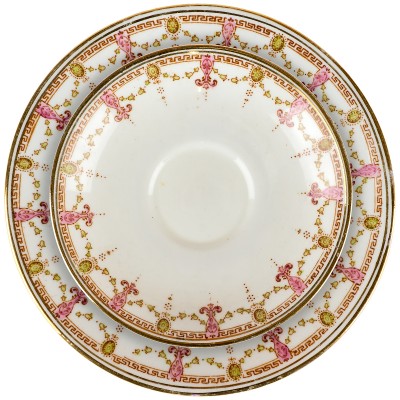 Десертная тарелка и блюдце "Мечта аристократа". Фарфор, деколь, золочение. Royal Albert, Великобритания, начало 20 века