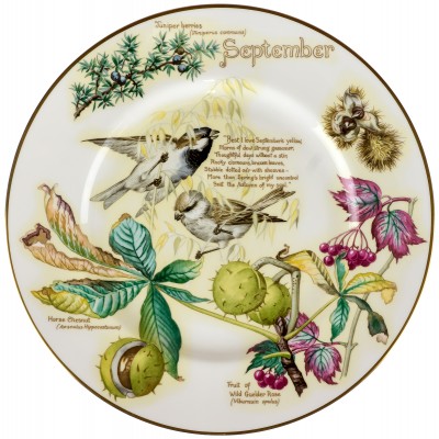 Эдит Холден "Сентябрь", декоративная тарелка. Фарфор. Caverswall, Великобритания, 1977 год