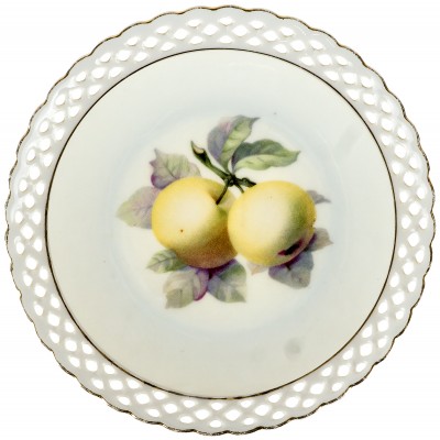 Декоративная тарелка "Яблоки". Ажурный фарфор. Германия, первая половина 20 века
