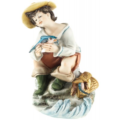 Статуэтка винтажная "Мальчик с рыбой". Capodimonte. Италия