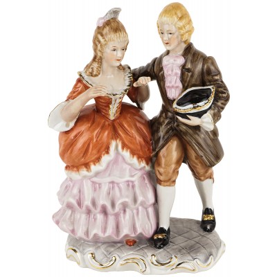 Статуэтка винтажная "Галантный дуэт", Фарфор, Высота 20 см, Германия?, вторая половина ХХ века (с реставрацией) Статуэтка винтажная "Галантный дуэт", Фарфор, Высота 20 см, Германия?, вторая половина ХХ века (с реставрацией)