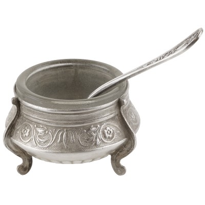 Солонка с ложечкой, мельхиор, стекло, Мстерская художественная фабрика "Ювелир", СССР, 1970-е гг. Солонка с ложечкой, мельхиор, стекло, Мстерская художественная фабрика "Ювелир", СССР, 1970-е гг.