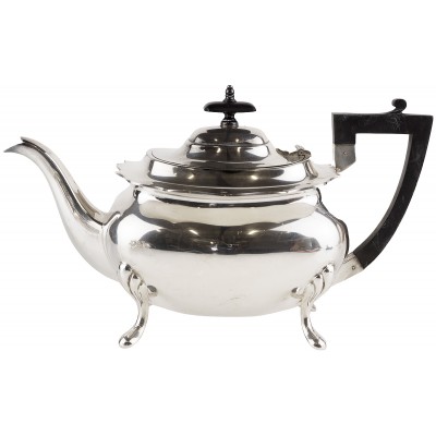 Чайник заварочный, для кипятка, антикварный. Металл, серебрение. Walker and Hall Sheffield, Великобритания, начало 20 века Чайник заварочный, для кипятка, антикварный. Металл, серебрение. Walker and Hall Sheffield, Великобритания, начало 20 века