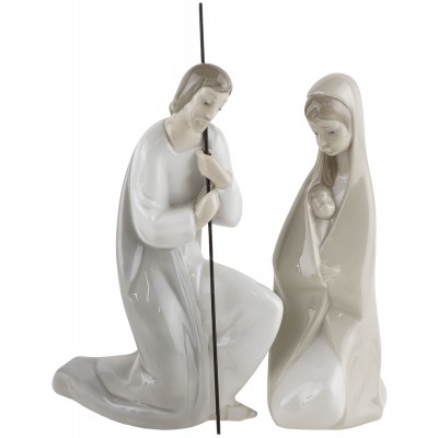 Статуэтки "Святое семейство (Мария и Иосиф)". Фарфор. Высота 18,5 см. Lladro, винтаж, Испания, 1980 гг. Статуэтки "Святое семейство (Мария и Иосиф)". Фарфор. Высота 18,5 см. Lladro, винтаж, Испания, 1980 гг.