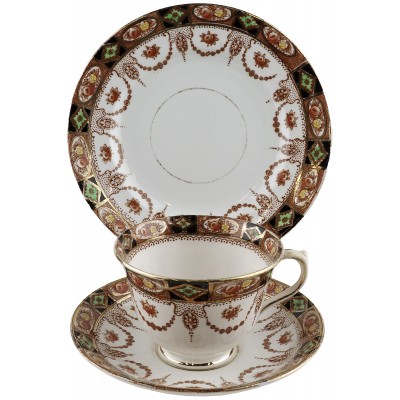 Чайное трио антикварное "Маркиза". Фарфор Royal Albert, Великобритания, первая половина 20 века Чайное трио антикварное "Маркиза". Фарфор Royal Albert, Великобритания, первая половина 20 века