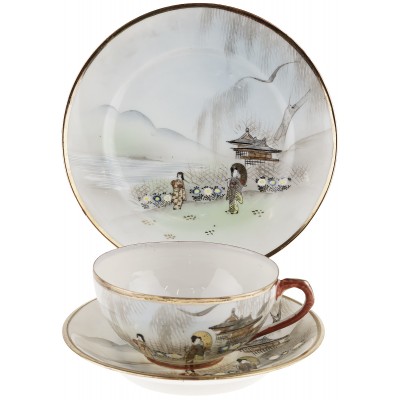 Чайное трио "Прогулка по саду". Фарфор, ручная роспись. Япония, винтаж, середина 20 века Чайное трио "Прогулка по саду". Фарфор, ручная роспись. Япония, винтаж, середина 20 века