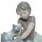 Lladro. Статуэтка "Девочка играет с котенком". Фарфор, ручная роспись. Высота 14 см. Nao для Lladro, Испания (Валенсия), 1981 год. вид 2